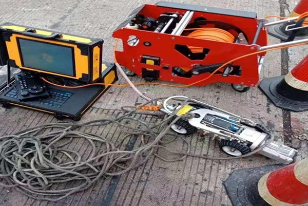 中江CCTV管道检测机器人